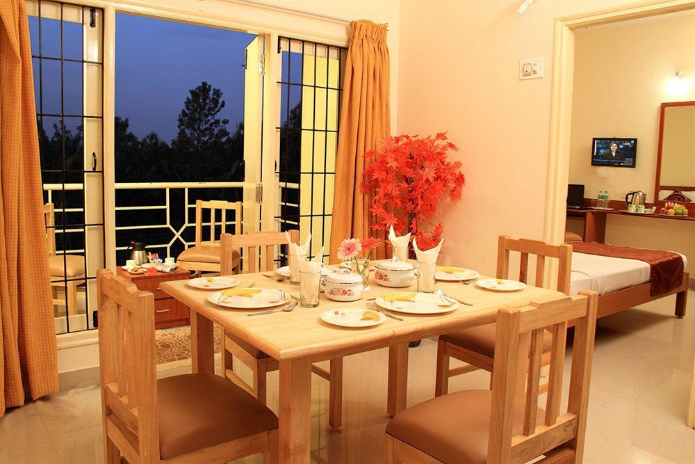 Arra Suites Kempegowda Airport Hotel Bangalore Bagian luar foto