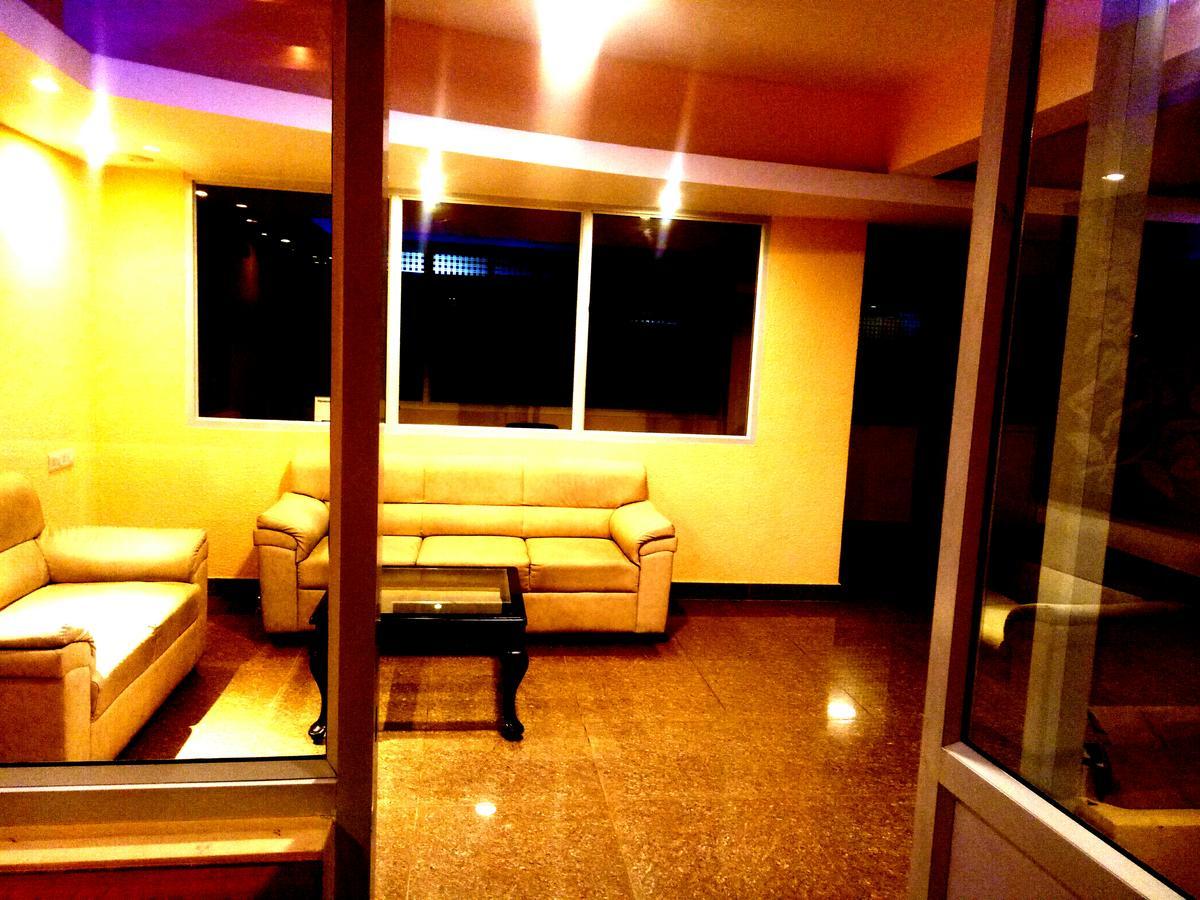 Arra Suites Kempegowda Airport Hotel Bangalore Bagian luar foto