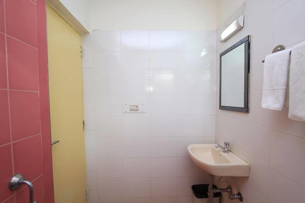 Arra Suites Kempegowda Airport Hotel Bangalore Bagian luar foto